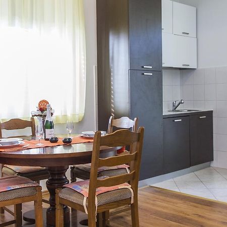Apartment Amber Koromacno Bilik gambar